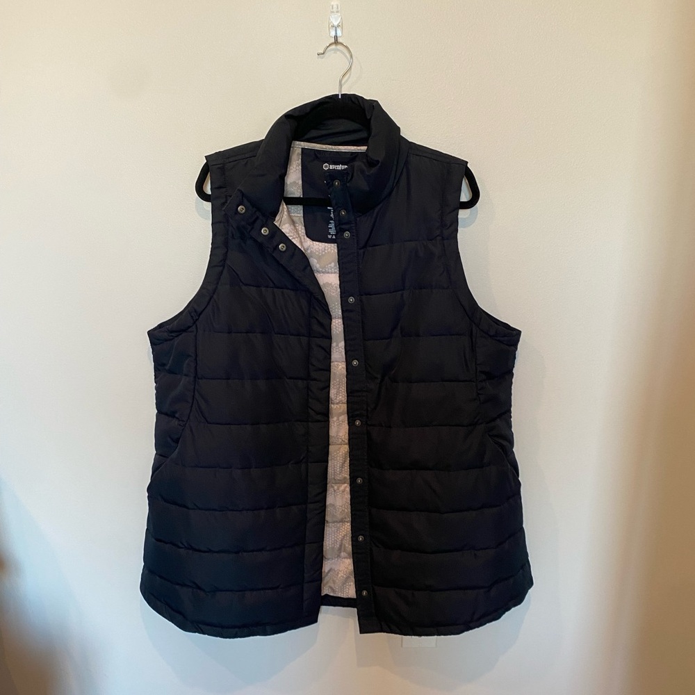 Aventura Light Button-up Vest